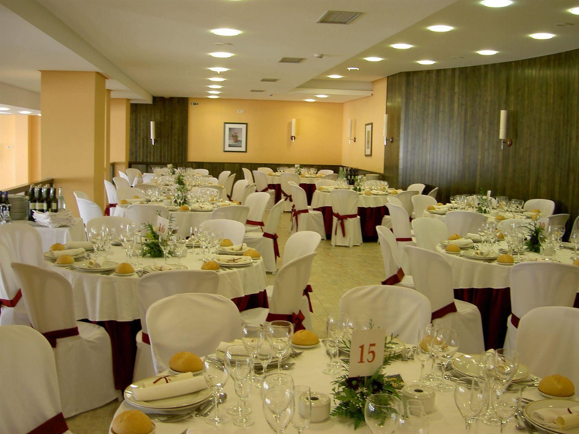 Duerming Villa De Sarria Hotel Exterior photo